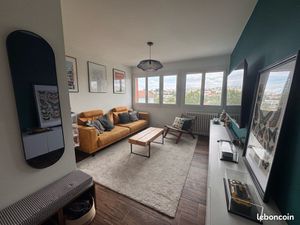 Appartement 2 chambres 52 m² Quartier calme La Pradelle Garage + Caves