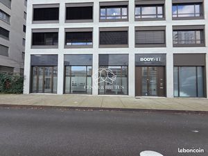 Local 115 m² Lyon