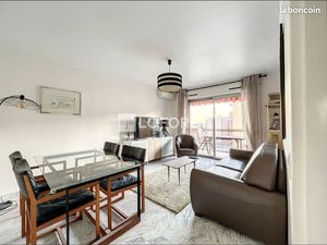 Apparemment Refait à Neuf - Nice Lanterne