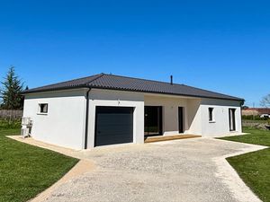 Maison individuelle de 2022 avec 3 ch PAC et grand garage