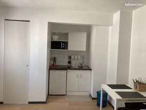 A louer studio meublé