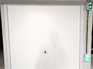 Garage box à louer à Champs-sur-Marne