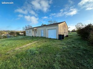 Maison de plain-pied 3 chambres dans quartier calme-101m2-jardin clos 700 m2+garage