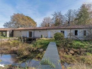 Moulin 9 pièces 252 m²