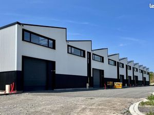 Local bureaux 5 450 m²