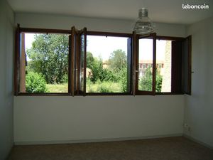 Studio dans résidence sécurisée avec parking privé