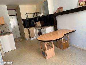 Appartement 3 pièces+ cuisine Aurillac centre