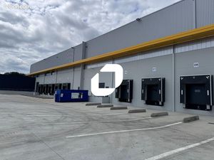 Local industriel 22 152 m²