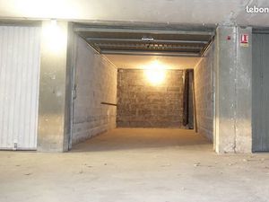 Avignon Loue garage fermé et sécurisé