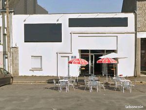 Local commercial Fougères