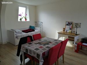 Location Studio Meublé 25m2