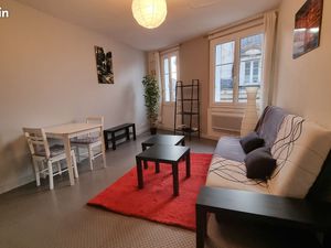 Appartement meuble 28 m² - vieux cognac