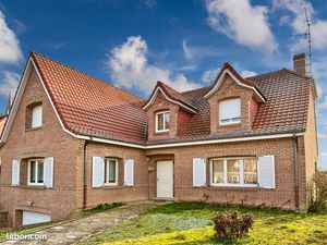 Pavillon 9 pièces 198 m²