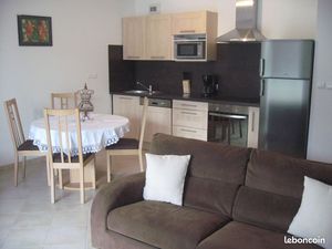 Magnifique F2 meublé - 53 m2 - parking privatif