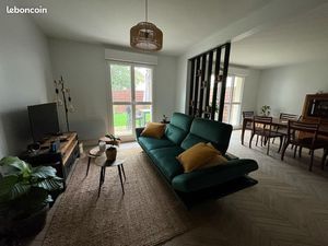 Charmant 3 pièces rénové avec jardin  cave et parking (87m2) à Collégien