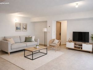 Lumineux 4 pièces de 95 M2  entièrement refait à neuf  à proximité immédiate de tous comme