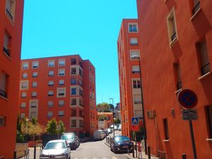 Loue T2 Bd Plombieres + 1 Box