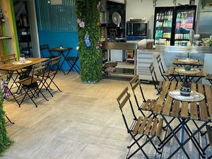 ? Restaurant Poke Bowls – 40 m² – Centre La Tour Seyne – Entièrement équipé – Fichier clie
