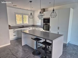 Villa récente 4 pièces 110 m² Escalquens