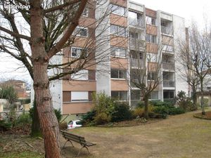 2 pièces 41m2-parking privé quartier Brioux