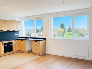 Appartement T3 entièrement rénové Charmes Gare