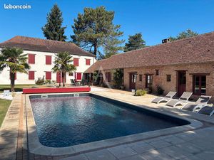 Propriété 9 pièces 307 m²