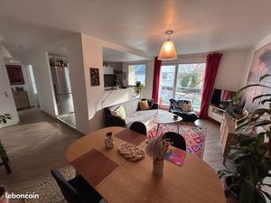 Appartement . 2 pièces . 55m²