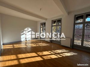 Appartement 4 pièces 162 m²