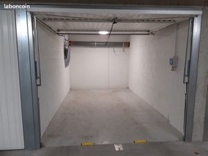 Loue garage Gratte-Ciel proximité Tram T6