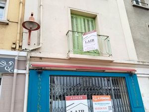 Immeuble à Vendre ou à Louer Centre Ville de Trun 61160