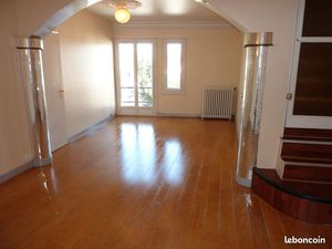 Grand appartement 105 m2 à Créteil Eglise pavillonnaire