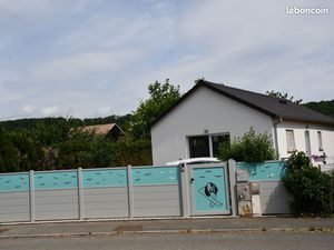 Villa récente de plain pied idéale pour vivre au vert sur terrain de 6 ares