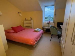 Chambre 1 pièce 57 m²