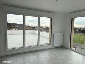 Agréable appartement T3 avec terrasse
