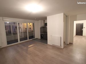 Location appartement T3 centre Reims