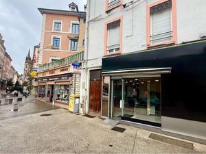 Bail commercial à céder