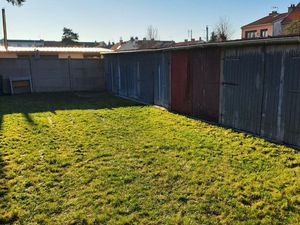Garage / Box de stockage 12 m² – Calais  proche Av. Roger Salengro