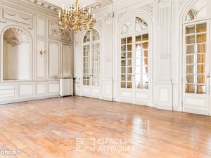 Appartement 12 pièces 180 m²