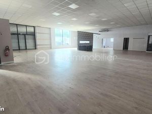 Local commercial 335 m²
