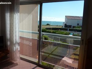 Studio 1 pièce 27 m²