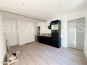 Studio 1 pièce 21 m²