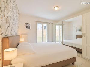 Superbe 2 pièces avec terrasse et jardin privatif