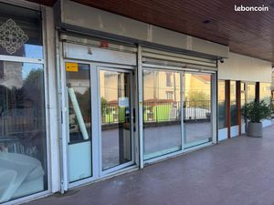 Local d'activité 64m2 CACHAN