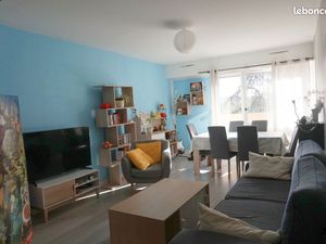 Appartement 3 pièces 66 m² – Balcon sud-est – Parking + cave – Résidence calme