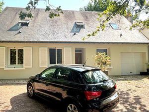 Grande maison 160m? (200m2 au sol) lumineuse et arborée et proche de toutes commodités