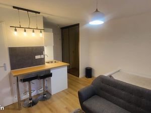 T1 refait à neuf parking