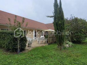 Maison 8 pièces 230 m²