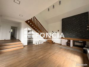 Maison 5 pièces 160 m²