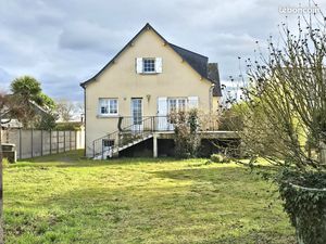 Maison de 153m2 habitables sur terrain constructible de 923m2