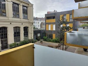 Location très beau T2 de 43 m2 résidence Cosmopole à Lille et son balcon de 4 m2